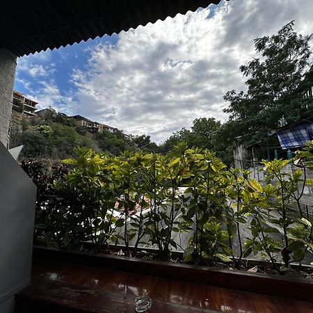 The One Boutique Hotel Tbilisi Exterior foto