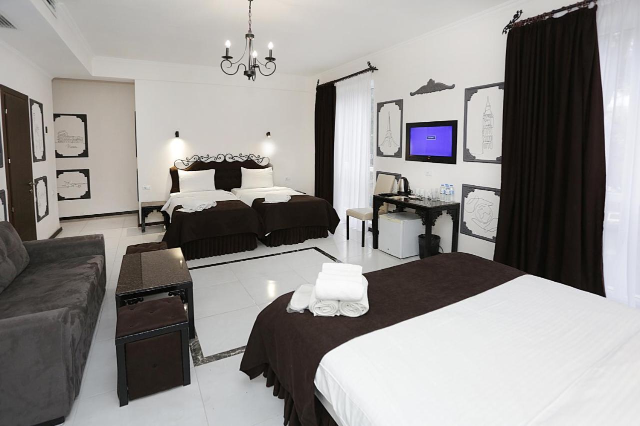 The One Boutique Hotel Tbilisi Exterior foto