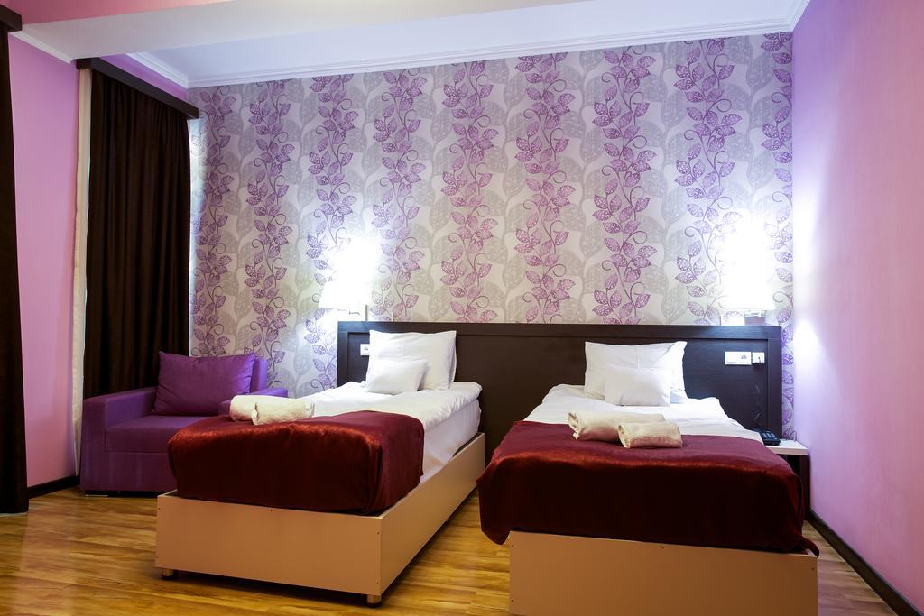 The One Boutique Hotel Tbilisi Exterior foto