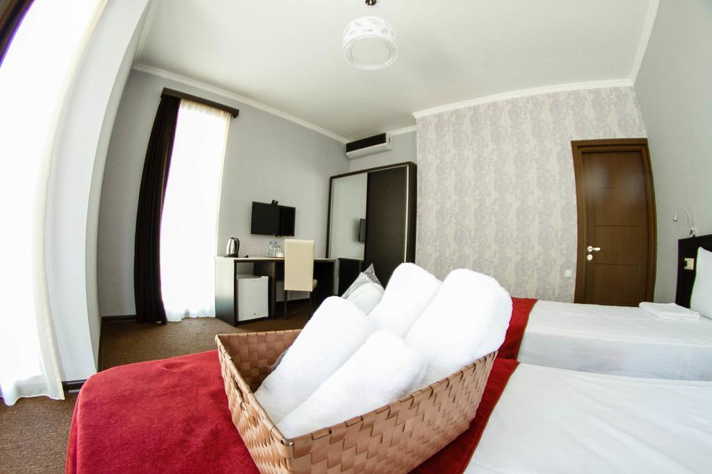 The One Boutique Hotel Tbilisi Exterior foto